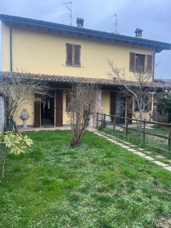 casa indipendente in vendita a Trigolo