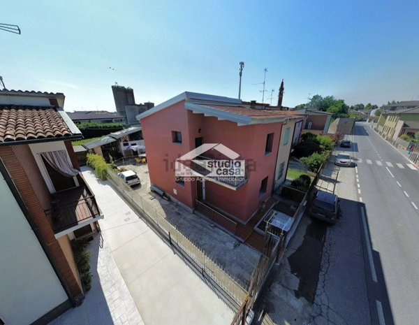 casa indipendente in vendita a Trigolo