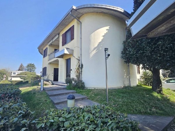 casa indipendente in vendita a Vaiano Cremasco