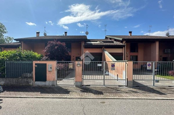 casa indipendente in vendita a Vaiano Cremasco
