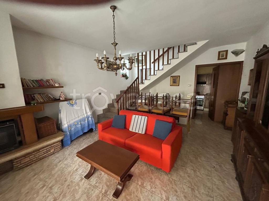 casa indipendente in vendita a Vaiano Cremasco