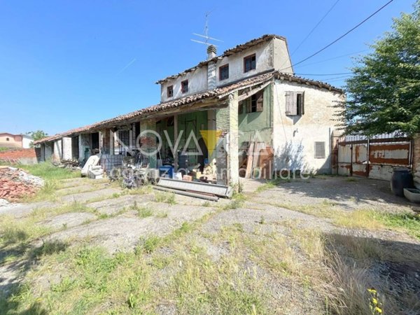 casa indipendente in vendita a Vaiano Cremasco
