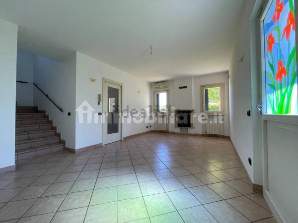 casa indipendente in vendita a Vaiano Cremasco