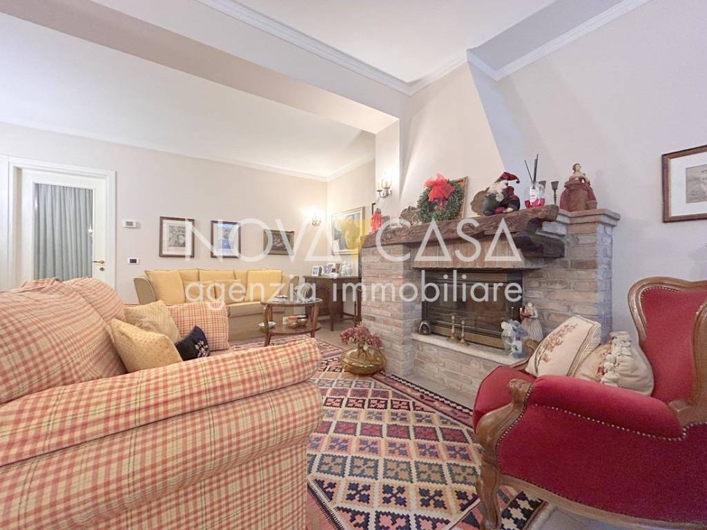 casa indipendente in vendita a Vaiano Cremasco