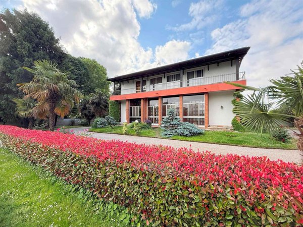 casa indipendente in vendita a Vaiano Cremasco