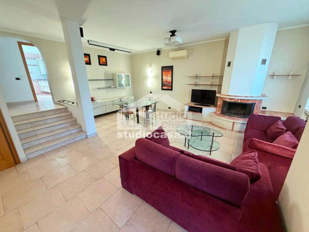 casa indipendente in vendita a Vaiano Cremasco