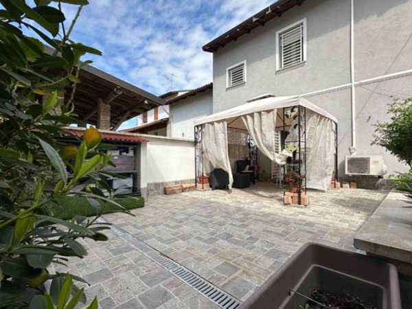 casa indipendente in vendita a Vaiano Cremasco