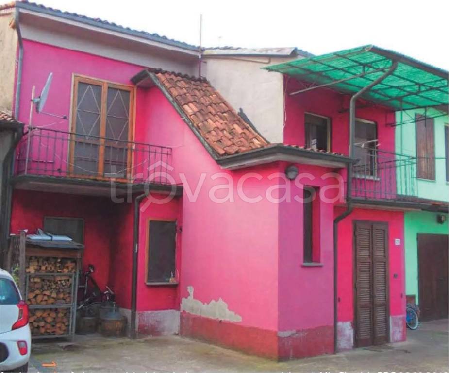 casa indipendente in vendita a Vaiano Cremasco