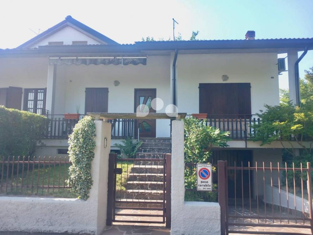 casa indipendente in vendita a Vaiano Cremasco