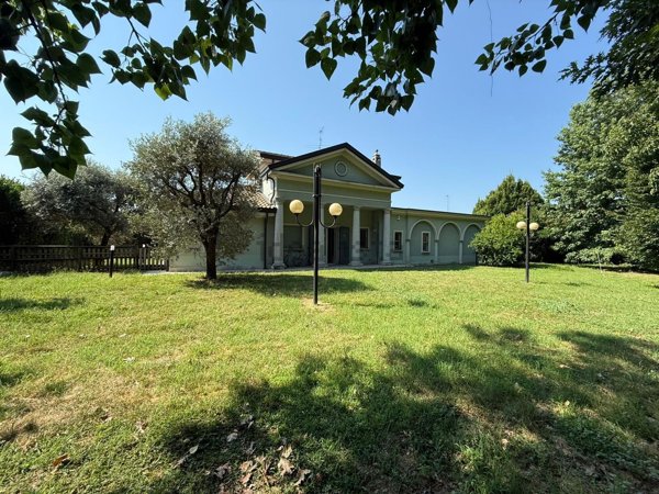 casa indipendente in vendita a Vaiano Cremasco