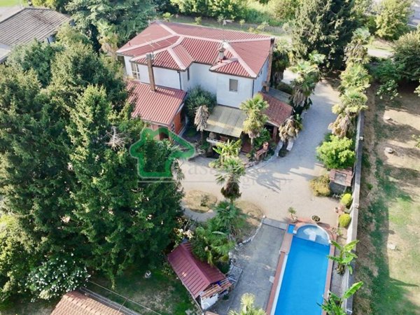 casa indipendente in vendita a Vaiano Cremasco
