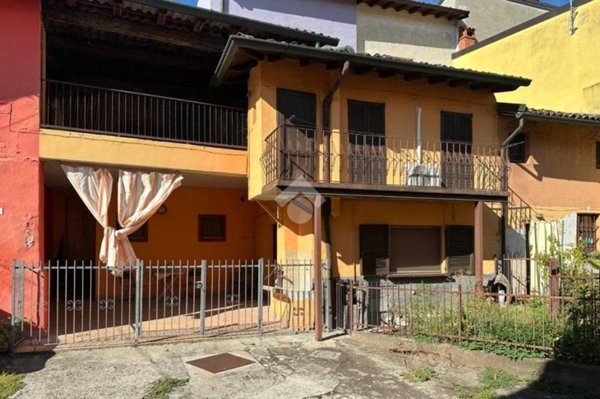 casa indipendente in vendita a Vaiano Cremasco