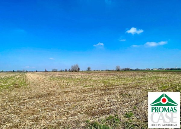 terreno agricolo in vendita a Vailate
