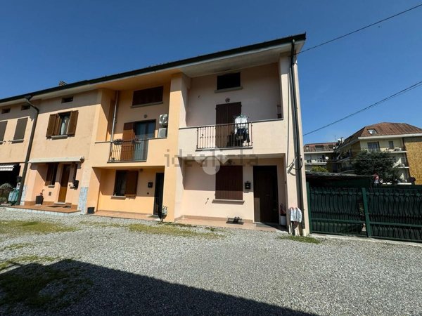 casa indipendente in vendita a Vailate