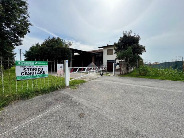 appartamento in vendita a Vailate