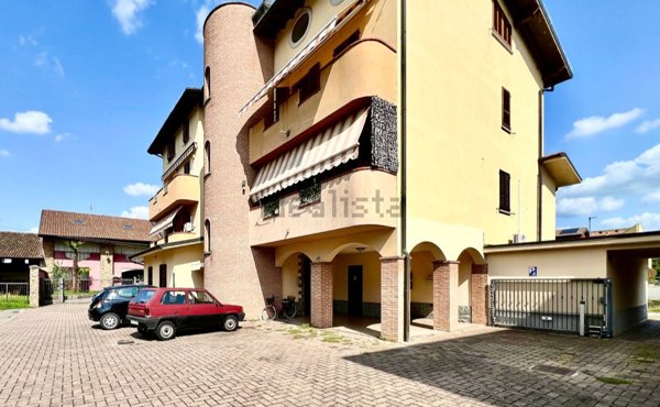 appartamento in vendita a Vailate