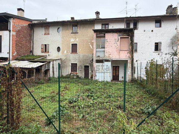 quadrivano in vendita a Vailate