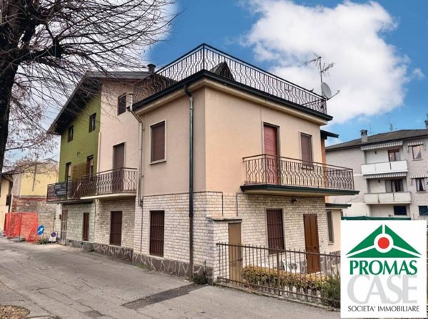 casa indipendente in vendita a Vailate