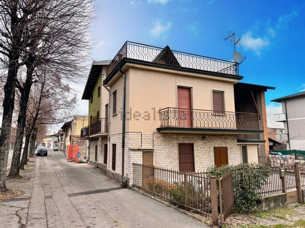 casa indipendente in vendita a Vailate