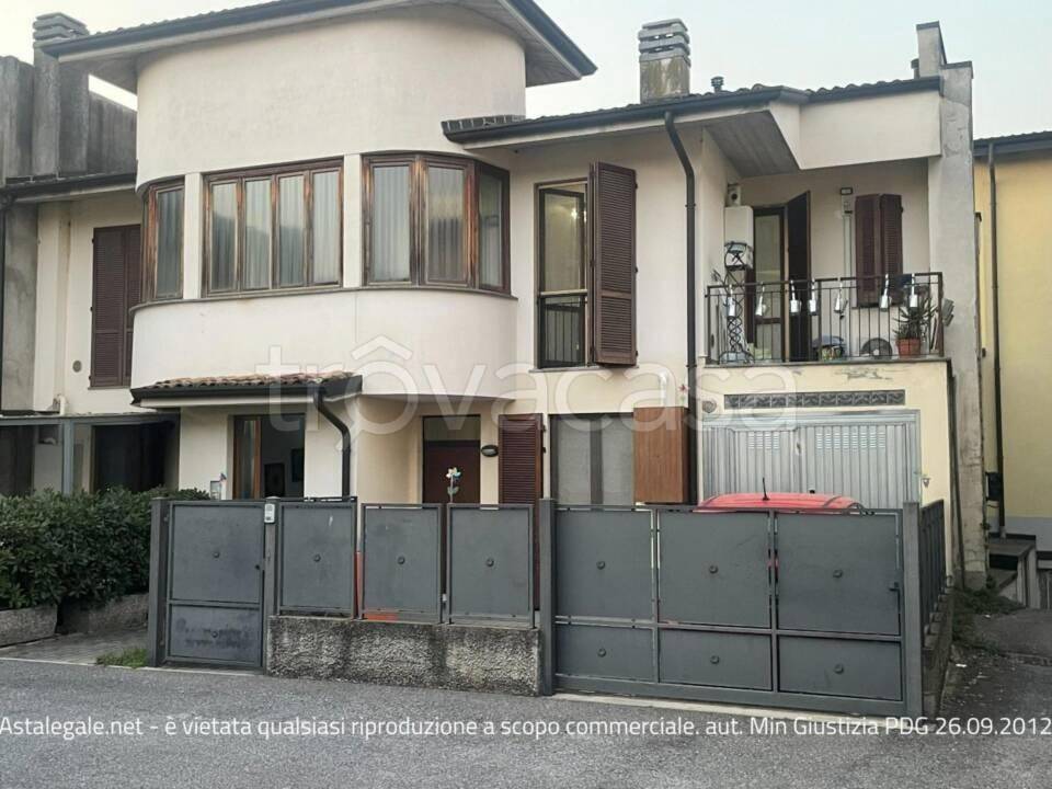 appartamento in vendita a Vailate