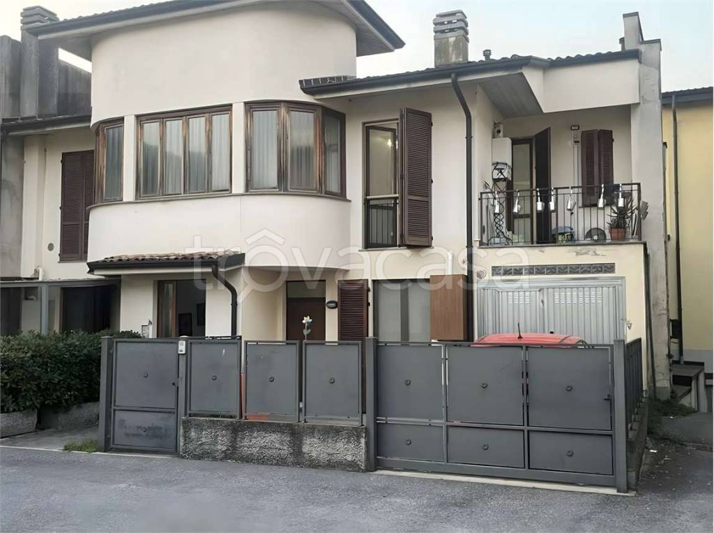 appartamento in vendita a Vailate