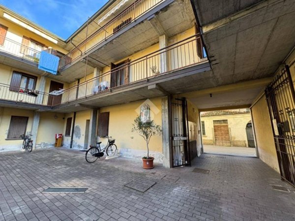 appartamento in vendita a Vailate