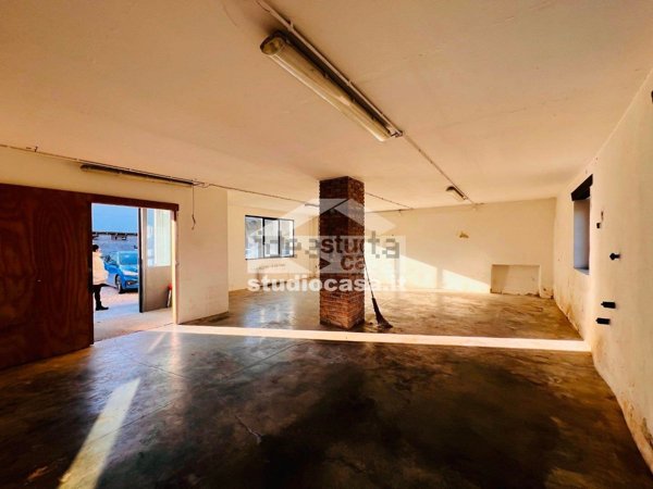 casa semindipendente in vendita a Vailate