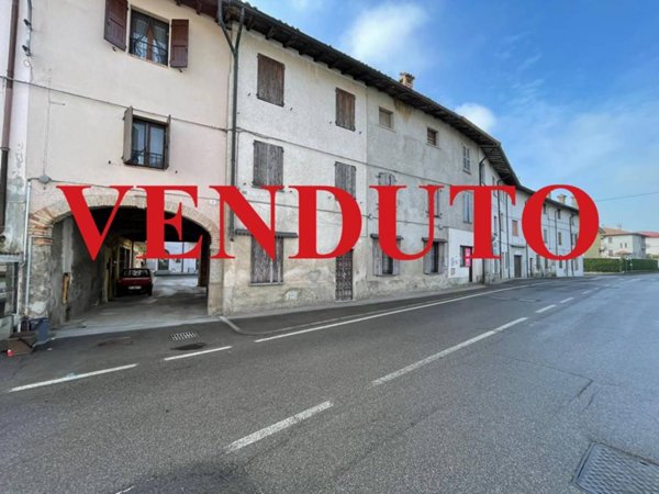 casa indipendente in vendita a Vailate