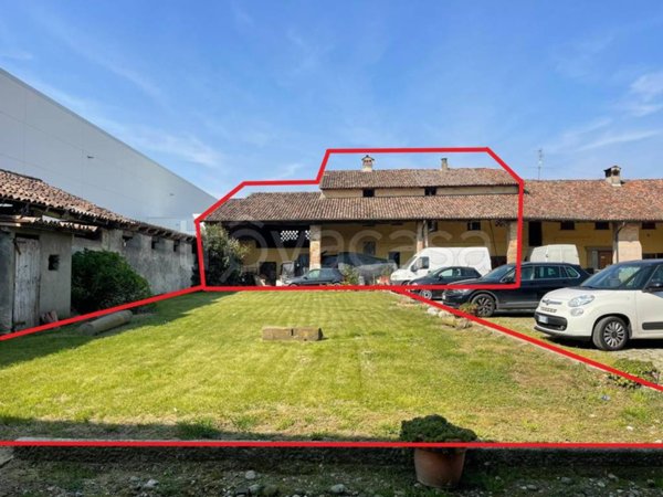 casale in vendita a Vailate