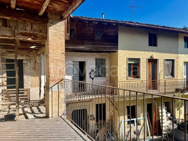 casa indipendente in vendita a Vailate