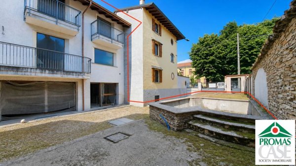 casa indipendente in vendita a Vailate