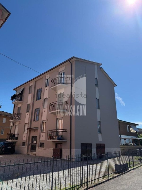 appartamento in vendita a Vailate