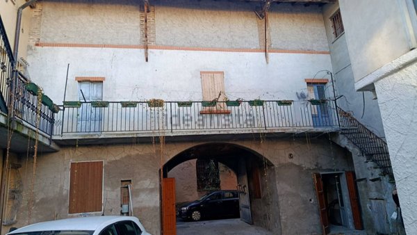 casa indipendente in vendita a Vailate
