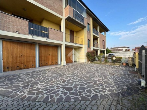 appartamento in vendita a Vailate
