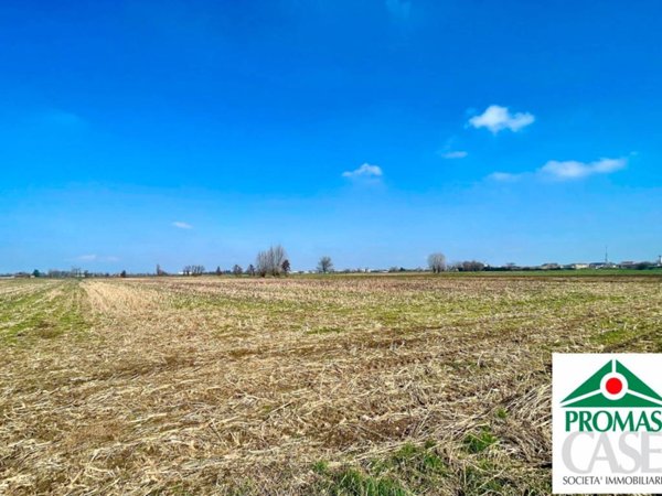terreno agricolo in vendita a Vailate