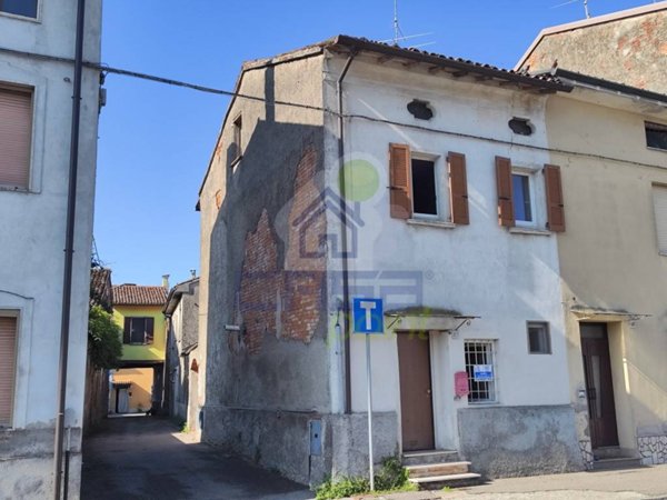 casa indipendente in vendita a Vescovato