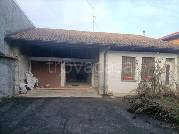 casa indipendente in vendita a Vescovato