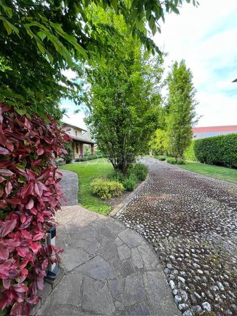 casa indipendente in vendita a Vescovato
