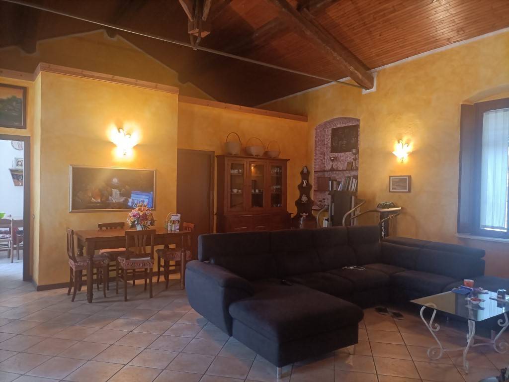 appartamento in vendita a Vescovato