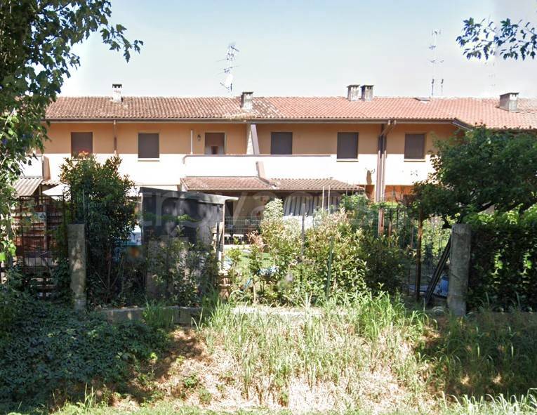 casa indipendente in vendita a Vescovato