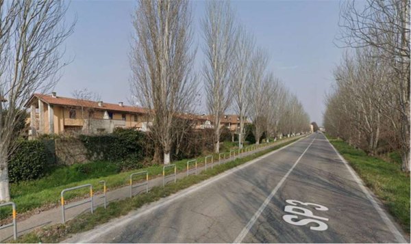 casa indipendente in vendita a Vescovato