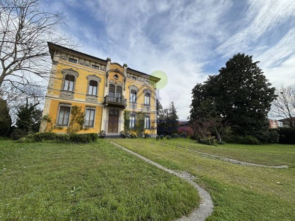 casa indipendente in vendita a Vescovato