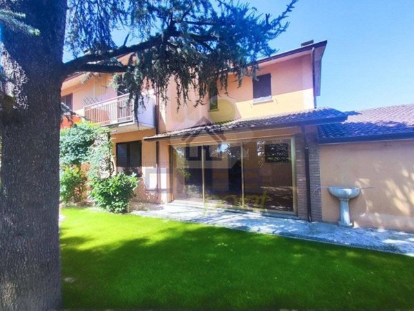 casa indipendente in vendita a Vescovato