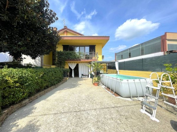 casa indipendente in vendita a Vescovato