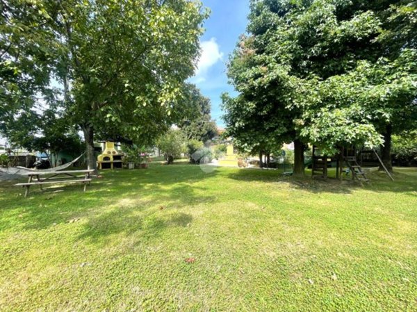 casa indipendente in vendita a Vescovato