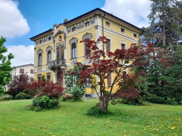 casa indipendente in vendita a Vescovato