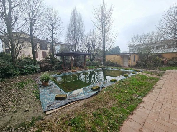 casa indipendente in vendita a Vescovato