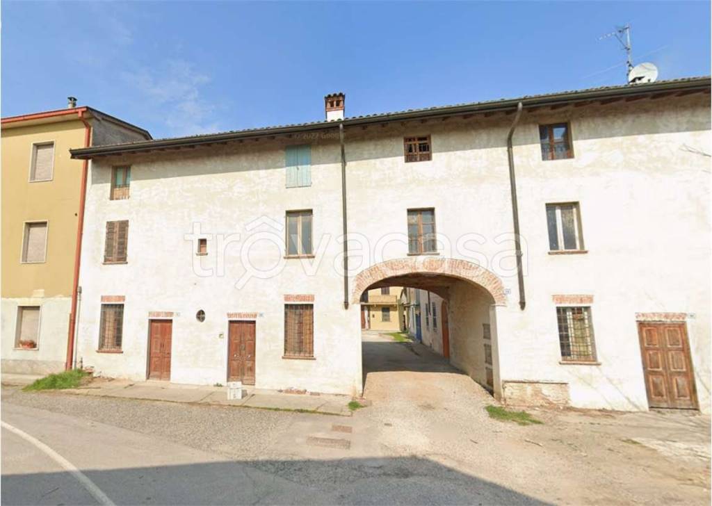 casa indipendente in vendita a Vescovato