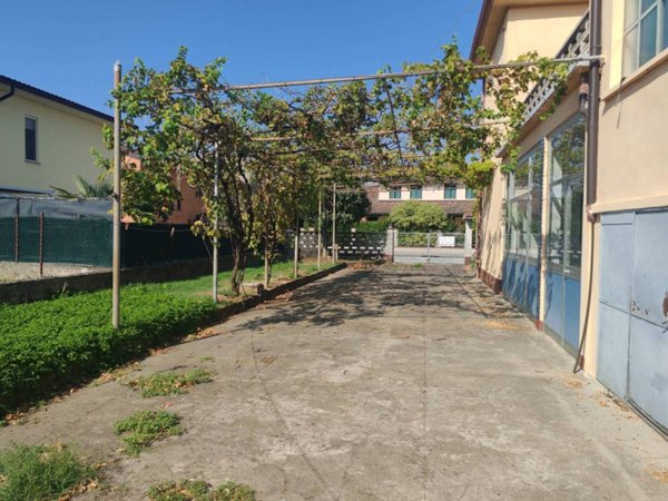 casa indipendente in vendita a Vescovato