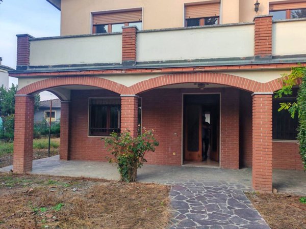 casa indipendente in vendita a Vescovato